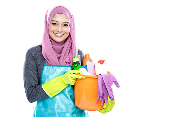 عاملة إندونيسية بالشهر