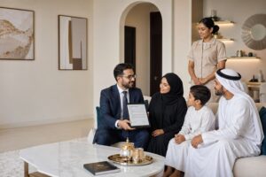 تعاقد آمن لخدمة خادمة إيجار شهري في عجمان عبر عاملاتي مع ضمان استبدال وعقود نظامية